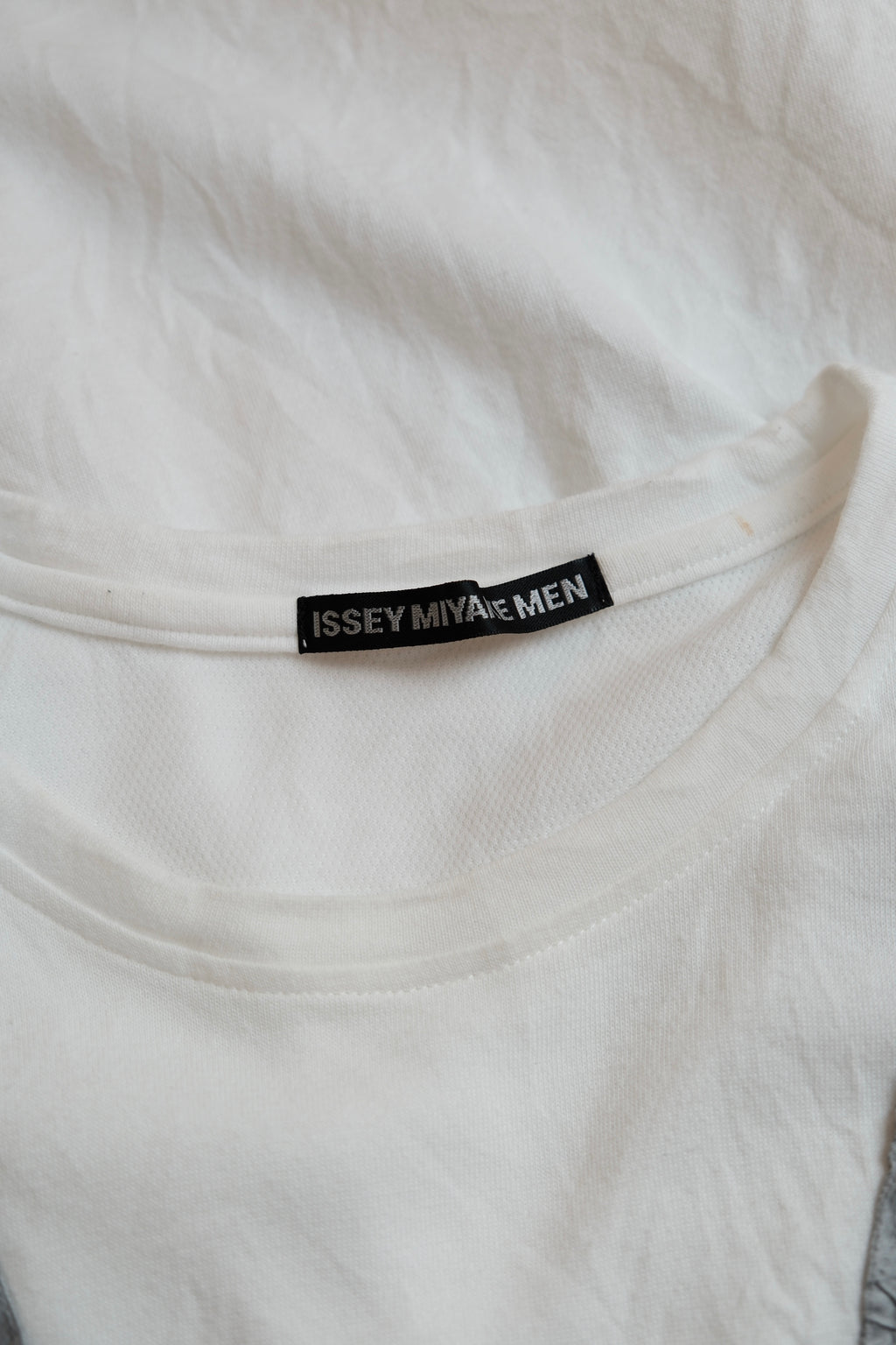 ISSEY MIYAKE MEN 90's T-Shirt