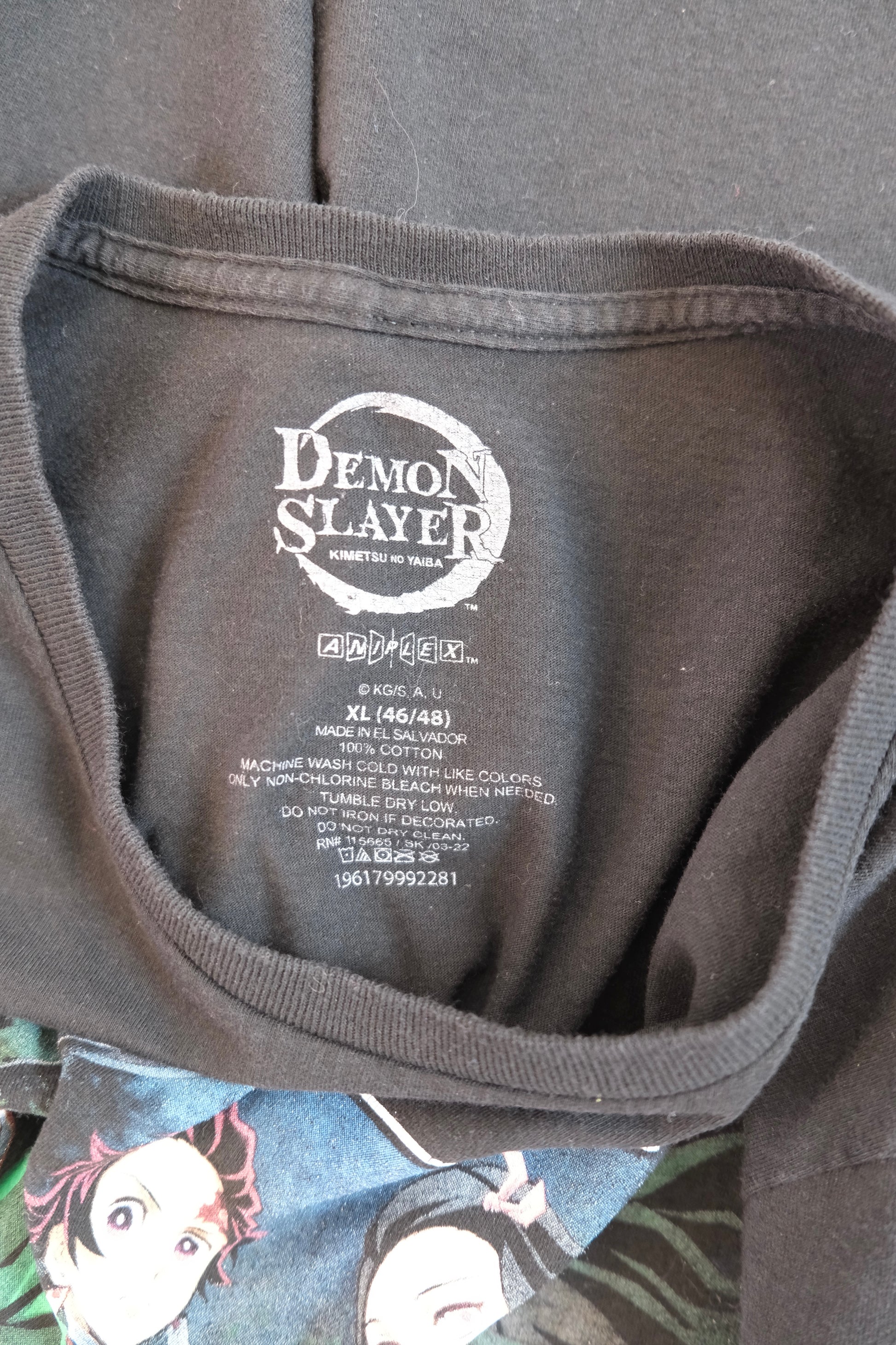 Demon Slayer T-shirt XL size