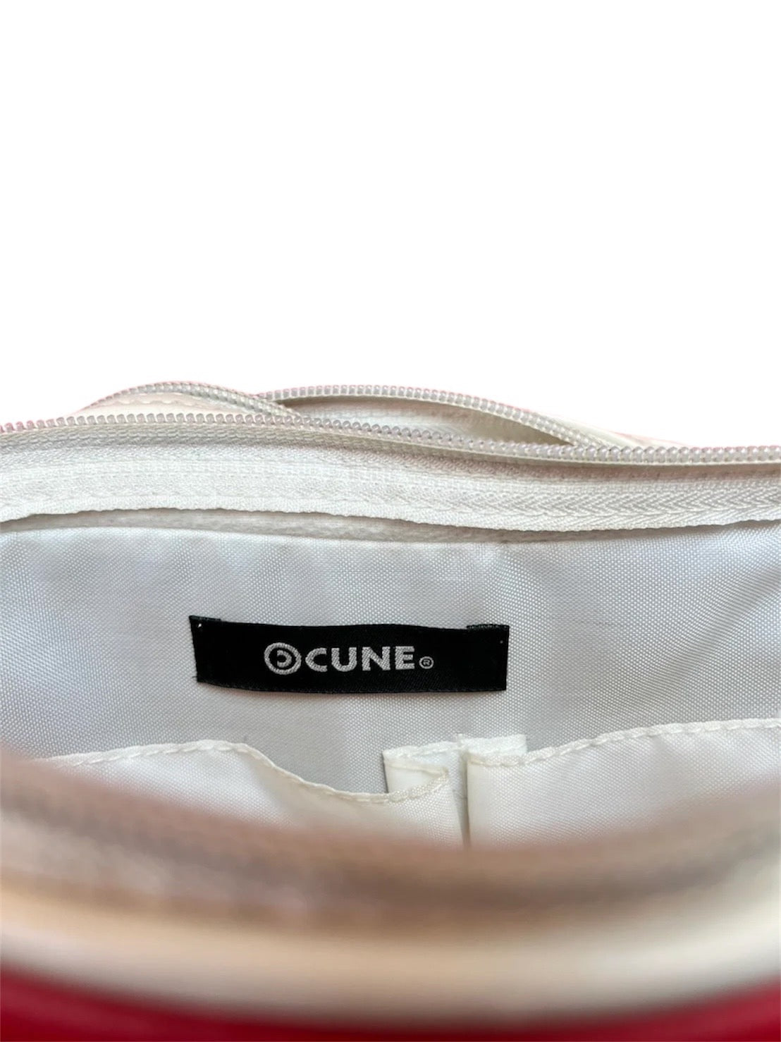 CUNE SPORTS “sports is good.” Shoulder Bag