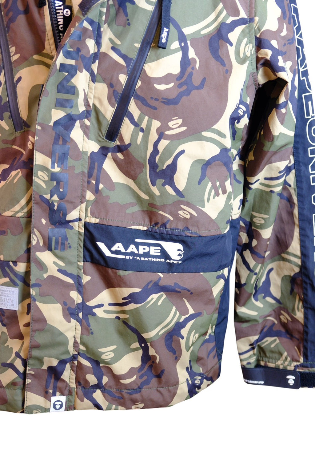 AApe by a bathing ape  L